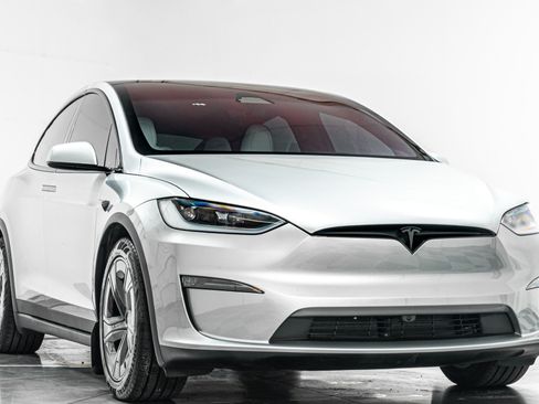 Used 2026 Tesla Model X Plaid AWD/4WD image 3