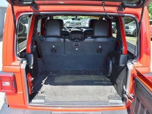 Used 2021 Jeep Wrangler Unlimited Sahara AWD/4WD image 40