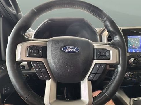 Used 2019 Ford F150 Lariat w/ Equipment Group 502A Luxury AWD/4WD image 11