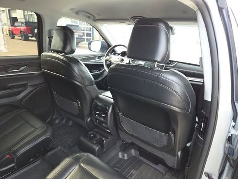 Used 2023 Jeep Grand Cherokee L Limited w/ Trailer Tow Group (B) image 44