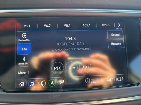 Used 2024 Buick Enclave Avenir AWD/4WD image 23