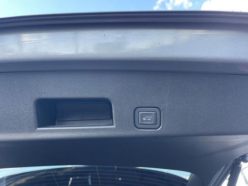 New 2026 GMC Acadia Elevation FWD image 30