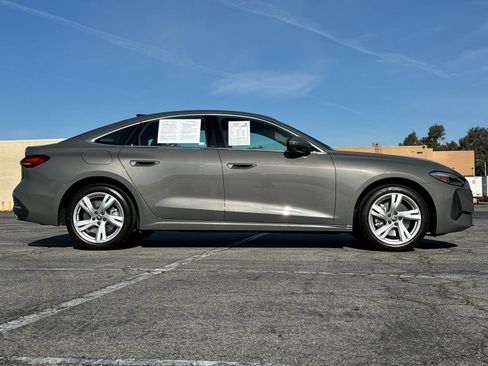 Used 2025 Audi A5 2.0T Premium w/ Convenience Package AWD/4WD image 3