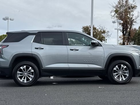 Used 2026 Chevrolet Equinox LT image 4