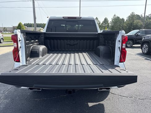 New 2026 Chevrolet Silverado 1500 RST w/ Z71 Off-Road Package AWD/4WD image 14