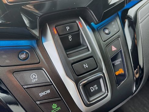 Used 2023 Honda Odyssey Touring image 17