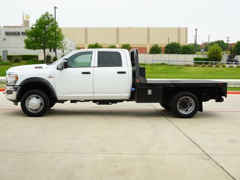Used 2024 RAM 4500 Tradesman w/ Chrome Appearance Group image 2