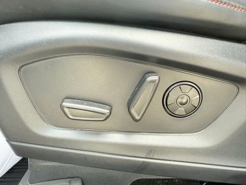 Used 2025 Ford Explorer ST w/ Sun And Sound Package AWD/4WD image 24