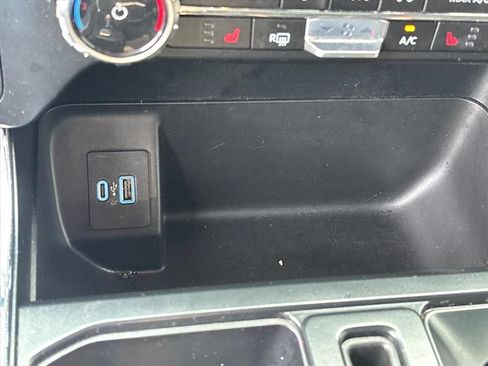 Used 2023 Ford F150 XLT w/ Equipment Group 302A High RWD image 34