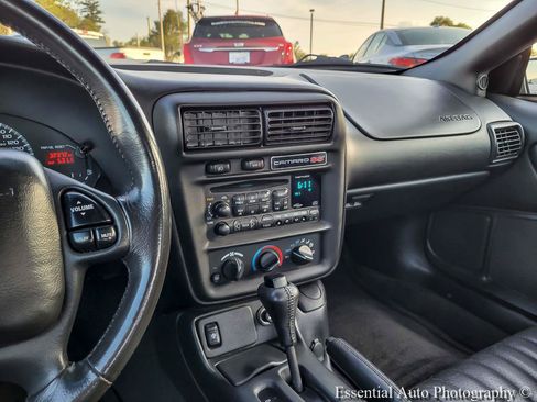 Used 2000 Chevrolet Camaro Z28 w/ SS Performance/Appearance Pkg RWD image 20