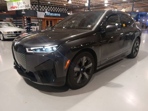 Used 2023 BMW iX M60 w/ Executive Package AWD/4WD image 11