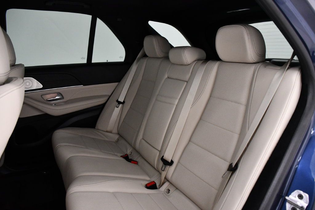 Used 2025 Mercedes-Benz GLE 450e 4MATIC image 21