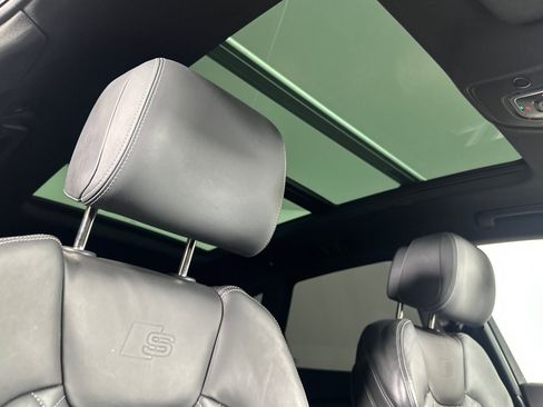 Used 2023 Audi SQ5 Premium Plus w/ Premium Plus Package image 16