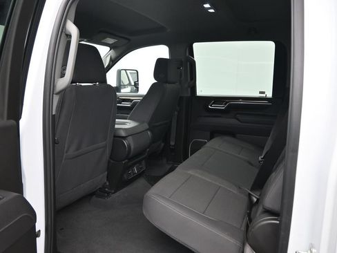 Used 2025 Chevrolet Silverado 2500 LT w/ Safety Package AWD/4WD image 27