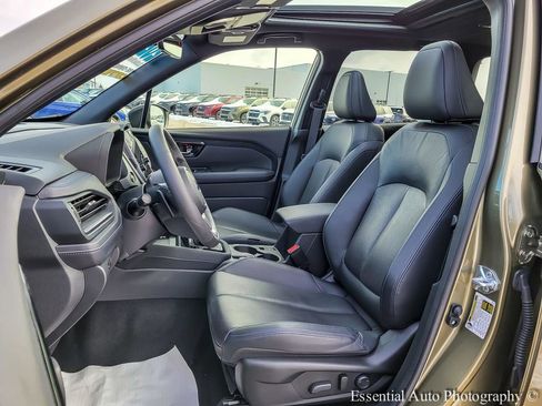 Used 2025 Subaru Forester Limited w/ Popular Package #2 image 8