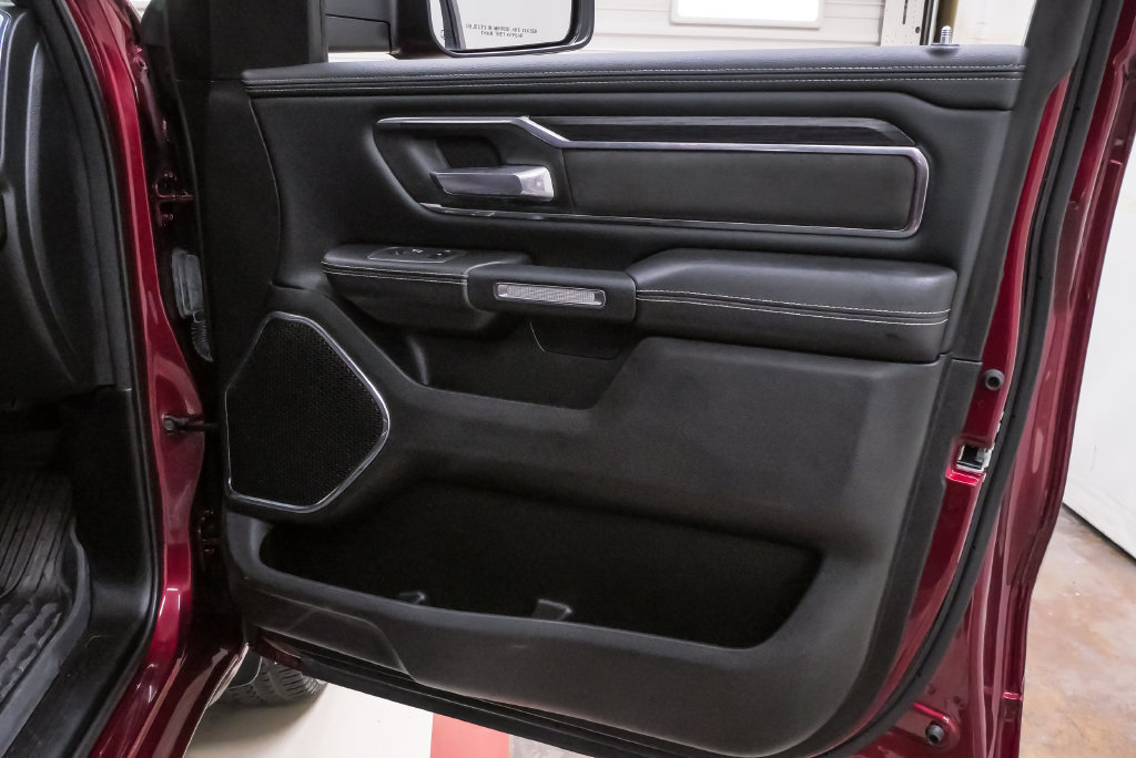 Used 2024 RAM 1500 Laramie RWD image 27