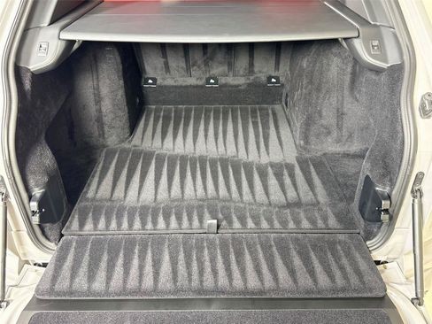Used 2025 Rolls-Royce Cullinan Black Badge AWD/4WD image 27
