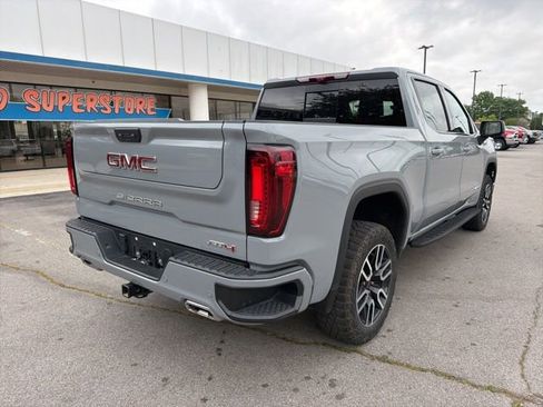 Used 2024 GMC Sierra 1500 AT4 w/ Technology Package AWD/4WD image 4