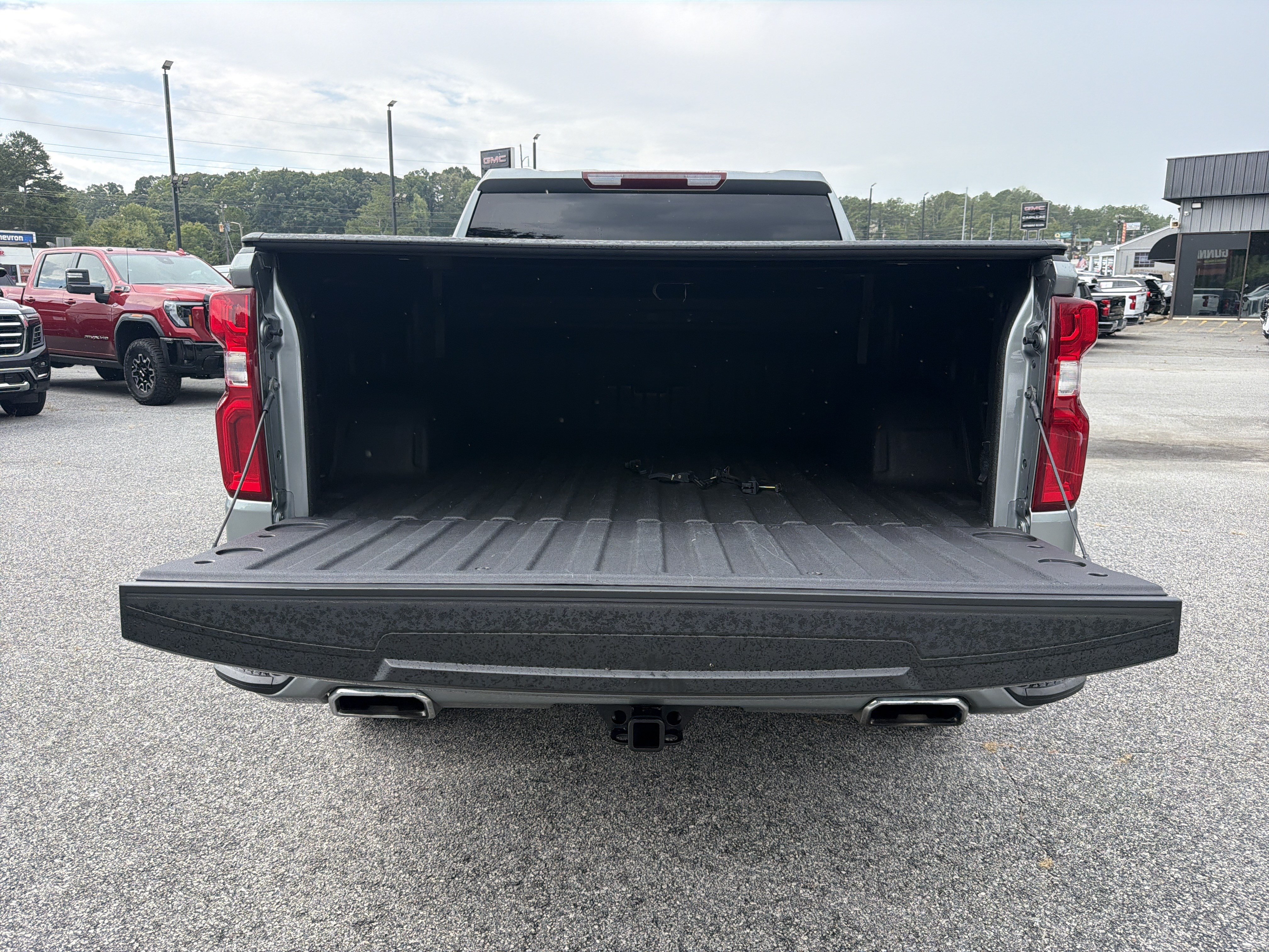 Used 2023 Chevrolet Silverado 1500 RST AWD/4WD image 19