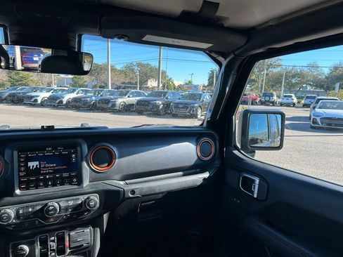 Used 2021 Jeep Gladiator Mojave AWD/4WD image 10