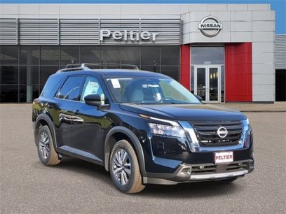 New 2025 Nissan Pathfinder SL
