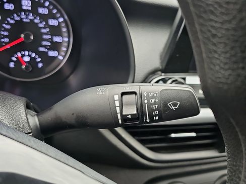 Used 2023 Kia Forte LXS FWD image 23