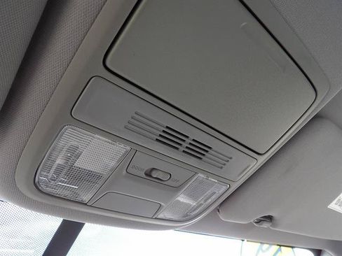 Used 2019 Honda CR-V LX image 25