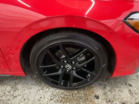 Certified 2025 Honda Civic Sport image 18