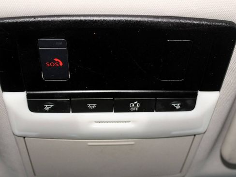 Used 2023 Mitsubishi Outlander SEL FWD image 32