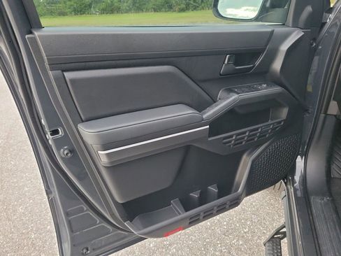 New 2025 Toyota Tacoma SR5 image 40