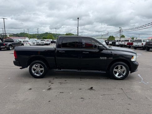 Used 2015 RAM 1500 Express AWD/4WD image 22