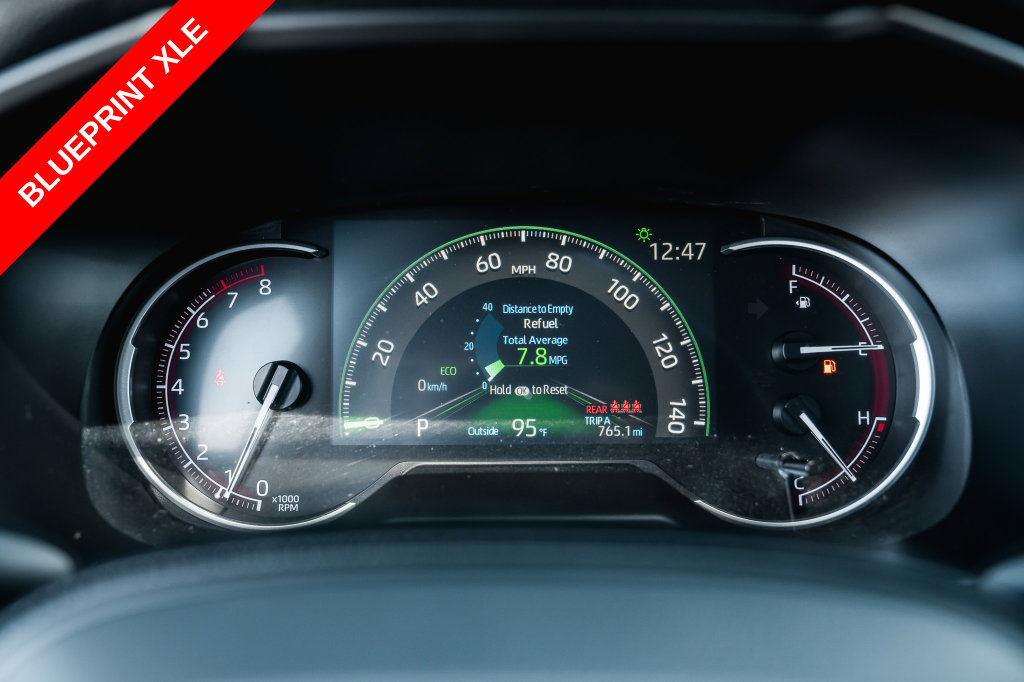Certified 2025 Toyota RAV4 XLE FWD image 15