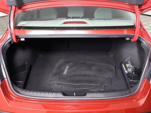 Certified 2024 Hyundai Elantra SEL w/ Convenience Package image 17