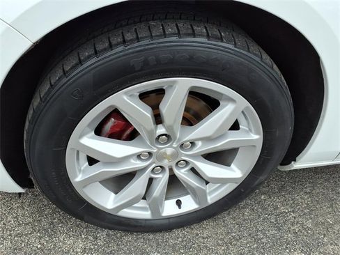 Used 2019 Chevrolet Impala LT image 9