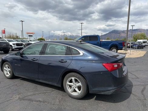 Used 2017 Chevrolet Malibu LS FWD image 11