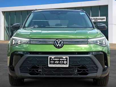 New 2026 Volkswagen Taos SE