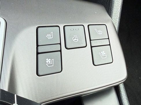 New 2026 Kia Sportage SX image 16