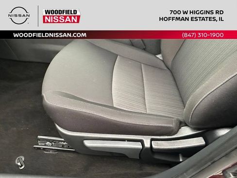 Certified 2025 Nissan Sentra SV FWD image 22