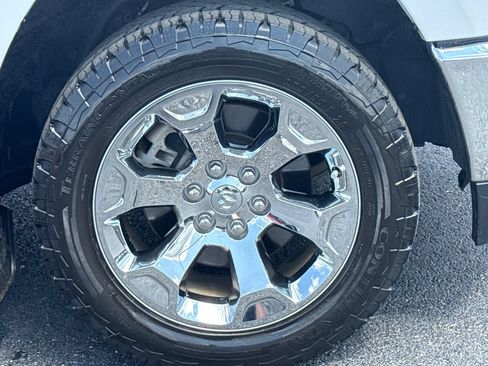 Used 2022 RAM 1500 Big Horn AWD/4WD image 9