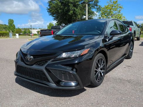 Certified 2024 Toyota Camry SE FWD image 2