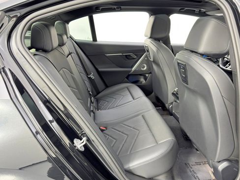 Used 2024 BMW i5 M60 w/ Premium Package image 41