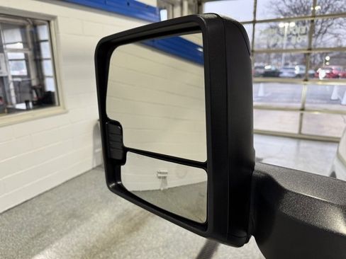 Used 2025 GMC Sierra 3500 SLE w/ SLE Value Package image 23