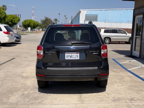 Used 2014 Subaru Forester 2.5i Premium w/ All-Weather Package AWD/4WD image 9