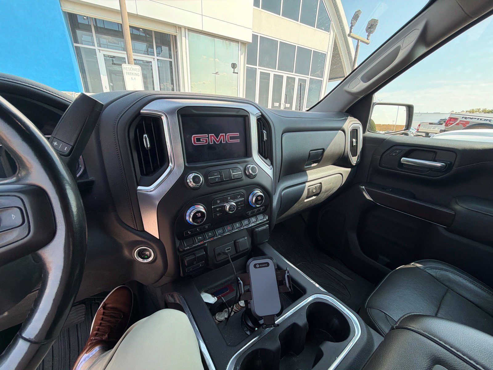 Used 2020 GMC Sierra 1500 SLT AWD/4WD image 7