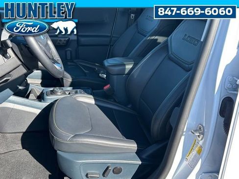 Used 2025 Ford Maverick Lobo AWD/4WD image 16