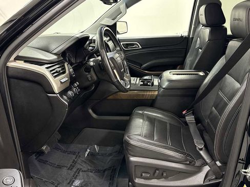 Used 2018 GMC Yukon Denali w/ Denali Ultimate Package image 13