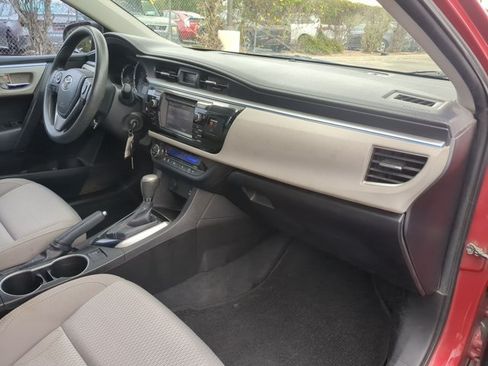 Used 2014 Toyota Corolla LE w/ Protection Package FWD image 21