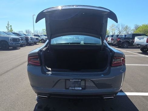 Used 2023 Dodge Charger SXT w/ Blacktop Package AWD/4WD image 11