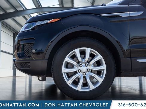Used 2018 Land Rover Range Rover Evoque SE AWD/4WD image 27