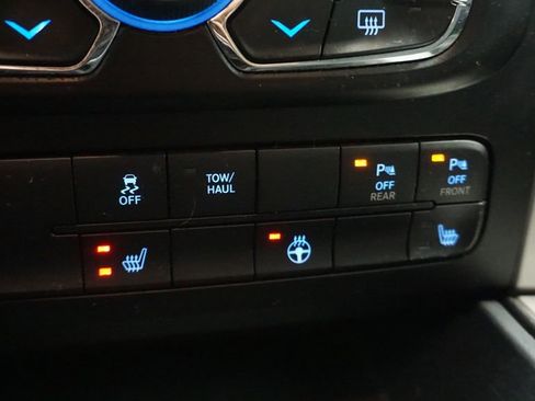 Used 2016 RAM 1500 Big Horn image 34